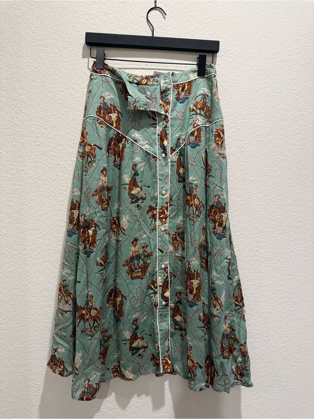 NWT Double D Ranch Romance & Rustlers Printed Midi Skirt - Picture 4 of 6